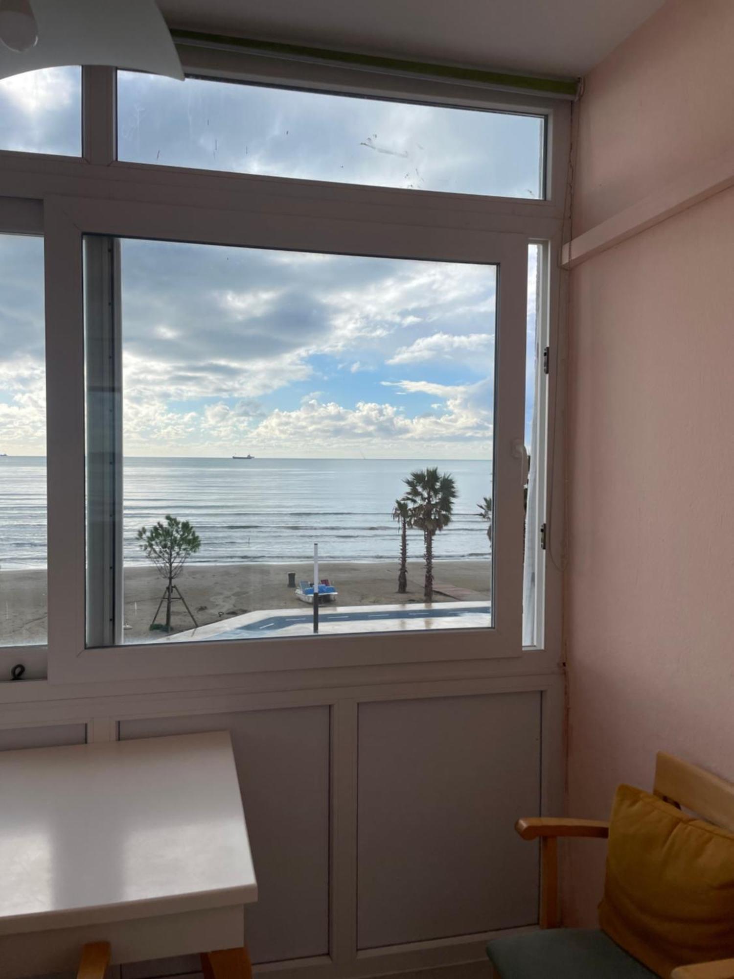 Beautiful Sea View Apartment ドゥラス エクステリア 写真